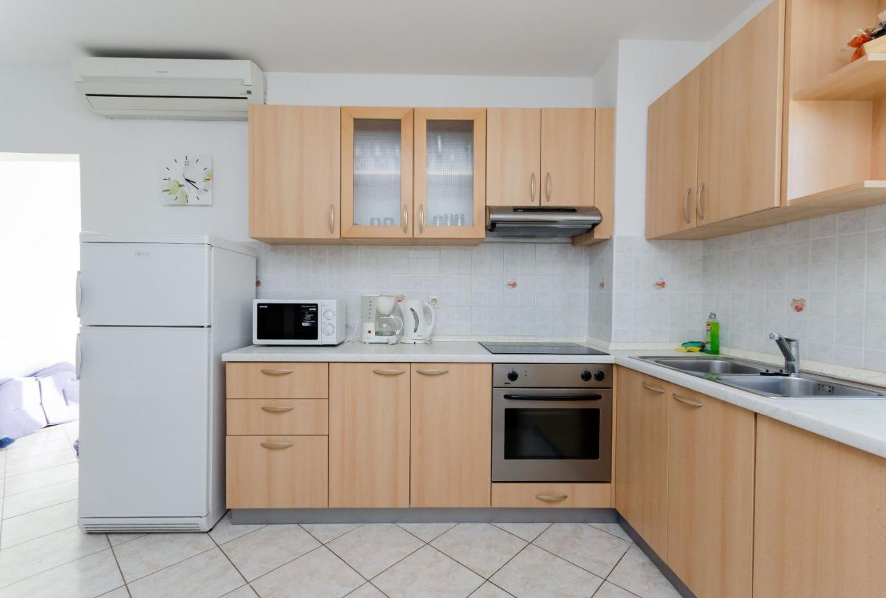 Apartments Marija P لوبار المظهر الخارجي الصورة