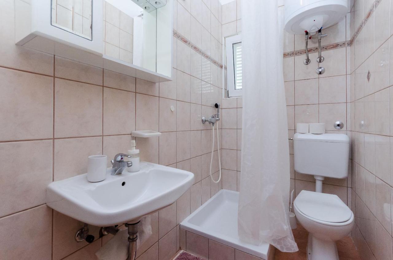 Apartments Marija P لوبار المظهر الخارجي الصورة