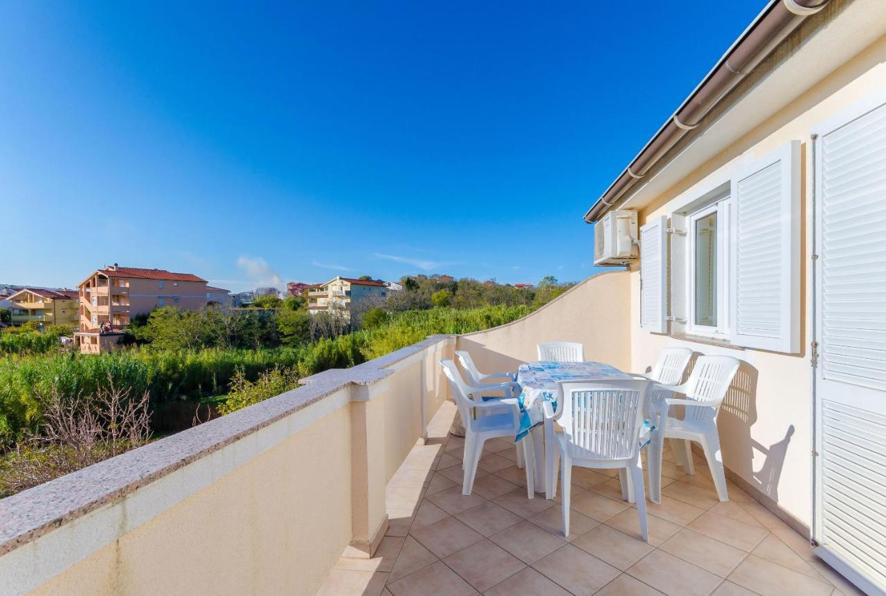 Apartments Marija P لوبار المظهر الخارجي الصورة