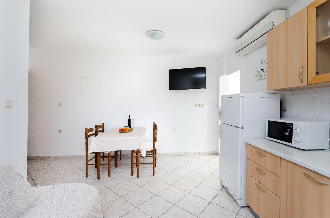 Apartments Marija P لوبار المظهر الخارجي الصورة